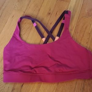 Lululemon Energy Size 6 Bra